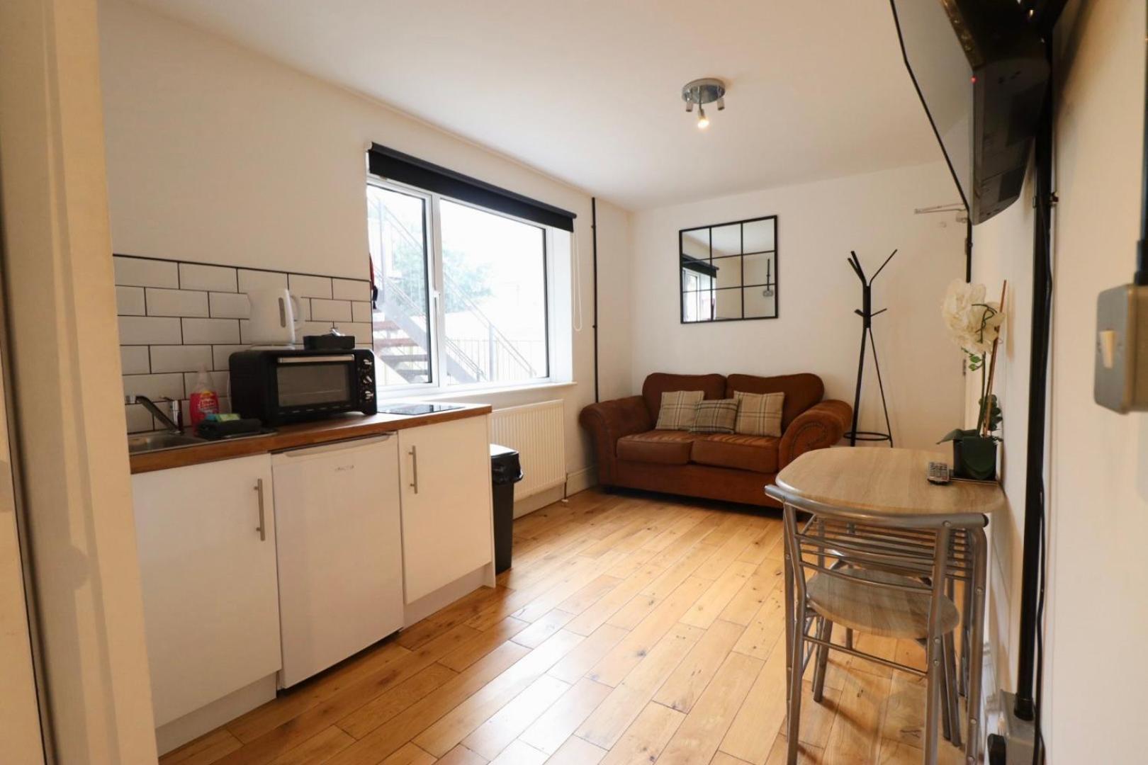Flat 4, 10 St John'S Leilighet Bournemouth Eksteriør bilde